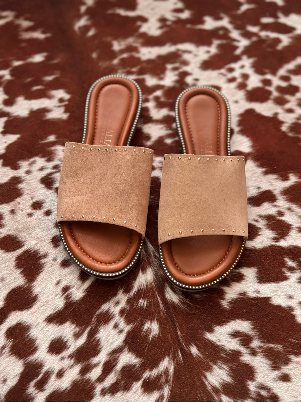 Women's Italian leather Stud-Trim Slide Sandals in tan